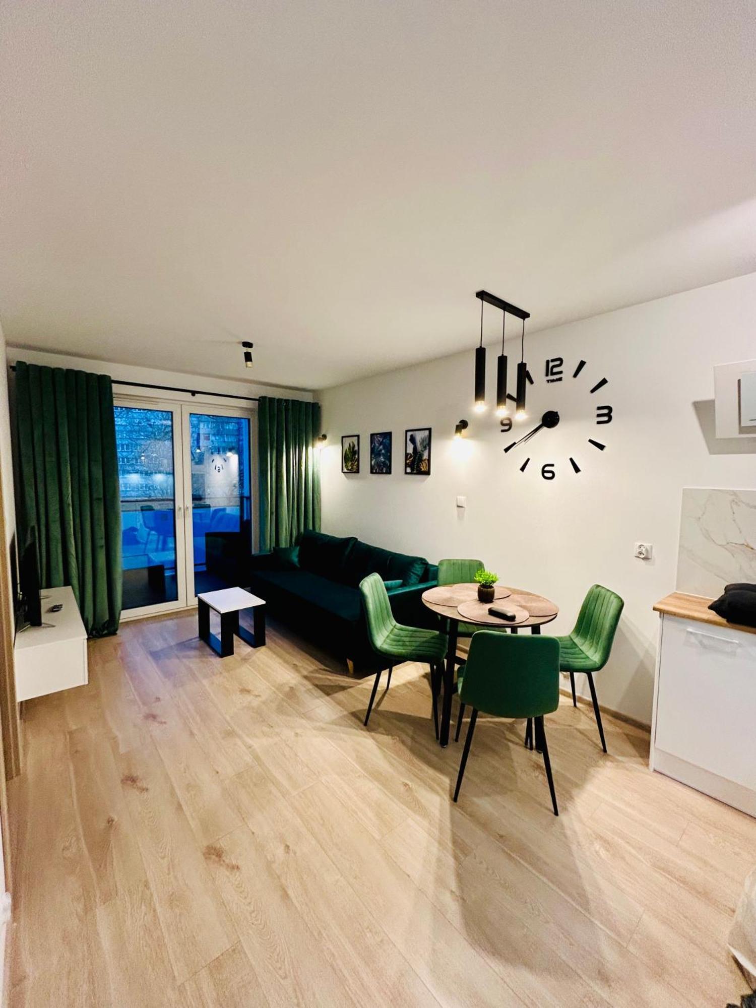 Apartment Green With Private Bike Storage Swinoujscie Exterior photo